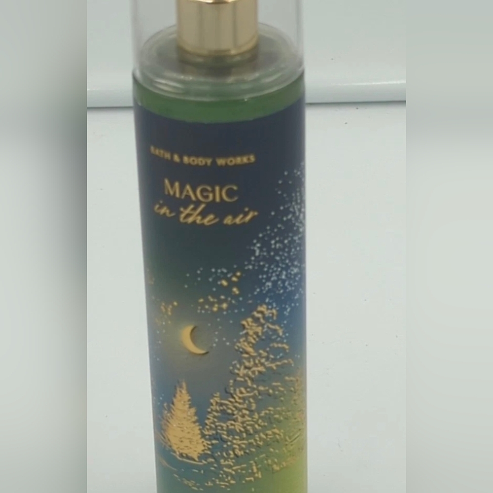 Bath & Body Works Magic in the Air Body Wash - Green & Gold